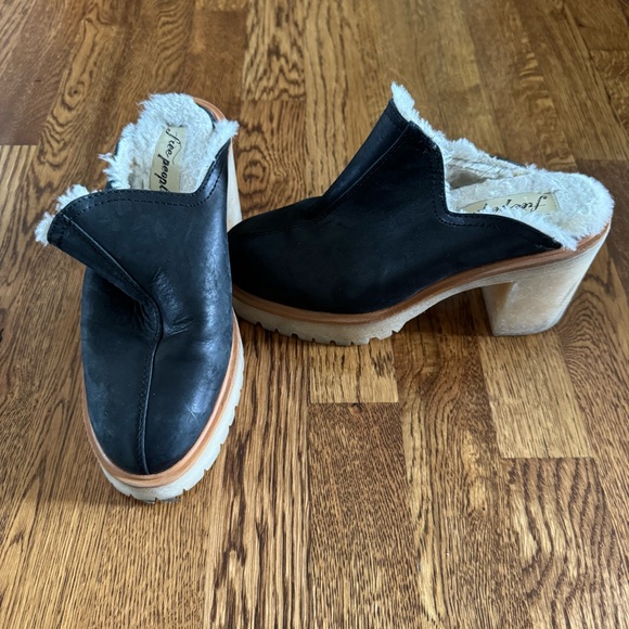Free People Shoes - Free People Women’s Heels Size 37/7